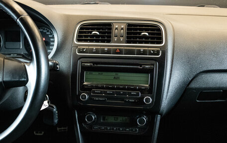 Volkswagen Polo VI (EU Market), 2011 год, 859 000 рублей, 7 фотография