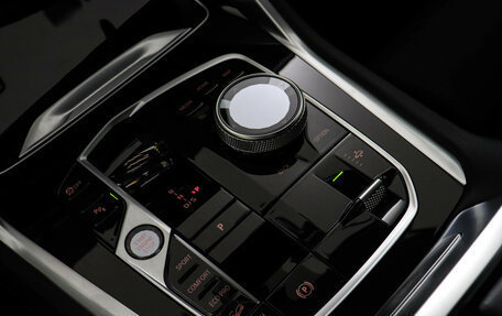BMW X6, 2025 год, 13 674 000 рублей, 12 фотография