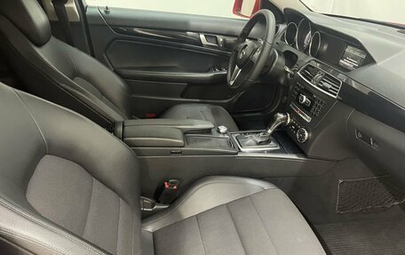 Mercedes-Benz C-Класс, 2011 год, 1 260 000 рублей, 17 фотография