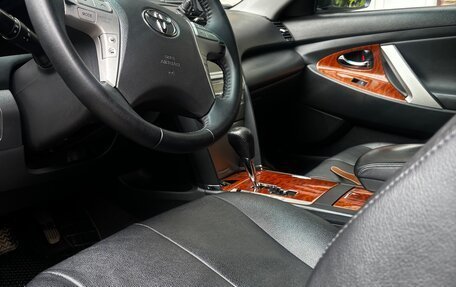 Toyota Camry, 2010 год, 1 100 000 рублей, 13 фотография