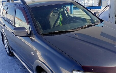 Mitsubishi Outlander III рестайлинг 3, 2005 год, 560 000 рублей, 8 фотография