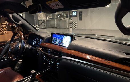 Lexus LX III, 2016 год, 5 990 000 рублей, 31 фотография