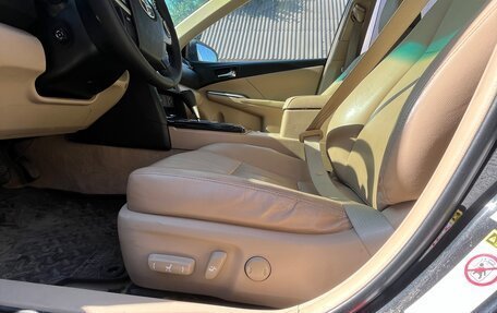 Toyota Camry, 2012 год, 680 000 рублей, 16 фотография