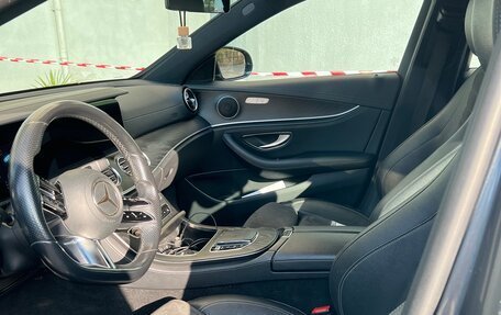 Mercedes-Benz E-Класс, 2020 год, 3 800 000 рублей, 7 фотография