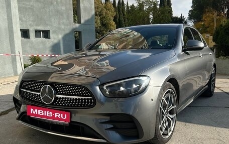 Mercedes-Benz E-Класс, 2020 год, 3 800 000 рублей, 2 фотография