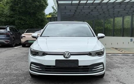 Volkswagen Golf VIII, 2021 год, 1 303 000 рублей, 2 фотография