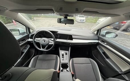 Volkswagen Golf VIII, 2021 год, 1 303 000 рублей, 10 фотография