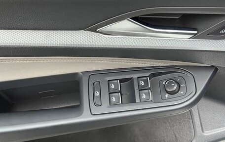 Volkswagen Golf VIII, 2021 год, 1 303 000 рублей, 8 фотография