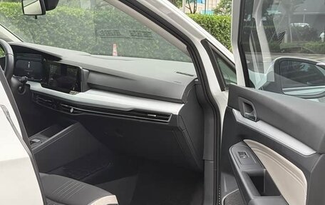 Volkswagen Golf VIII, 2021 год, 1 303 000 рублей, 17 фотография