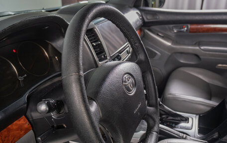 Toyota Land Cruiser Prado 120 рестайлинг, 2003 год, 1 399 000 рублей, 9 фотография