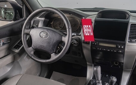 Toyota Land Cruiser Prado 120 рестайлинг, 2003 год, 1 399 000 рублей, 8 фотография