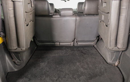 Toyota Land Cruiser Prado 120 рестайлинг, 2003 год, 1 399 000 рублей, 17 фотография