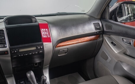 Toyota Land Cruiser Prado 120 рестайлинг, 2003 год, 1 399 000 рублей, 15 фотография