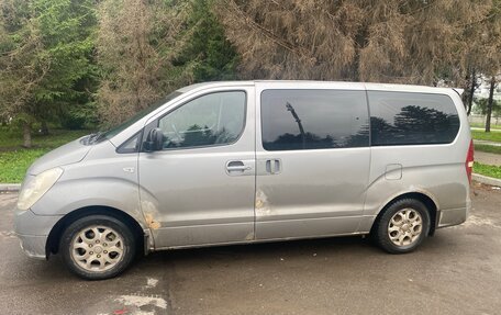 Hyundai Grand Starex Grand Starex I рестайлинг 2, 2011 год, 1 050 000 рублей, 4 фотография