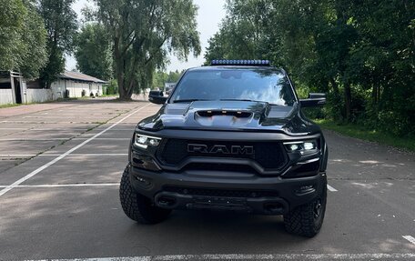 Rambler 1500, 2024 год, 15 300 000 рублей, 14 фотография
