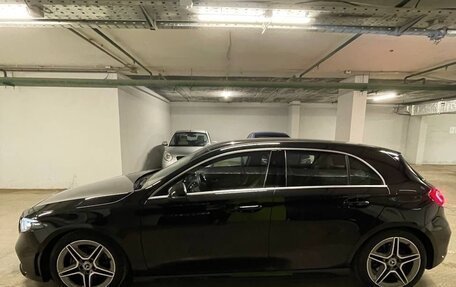 Mercedes-Benz A-Класс, 2018 год, 2 350 000 рублей, 3 фотография