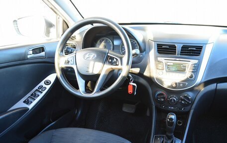 Hyundai Solaris II рестайлинг, 2014 год, 699 999 рублей, 8 фотография