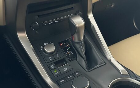Lexus NX I, 2015 год, 2 542 000 рублей, 13 фотография