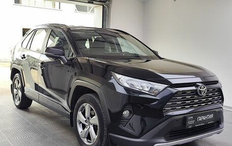 Toyota RAV4, 2020 год, 3 150 000 рублей, 3 фотография