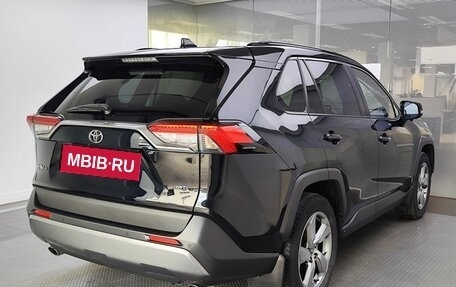Toyota RAV4, 2020 год, 3 150 000 рублей, 6 фотография