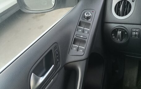 Volkswagen Tiguan I, 2012 год, 900 000 рублей, 8 фотография