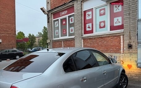 Volkswagen Passat B5+ рестайлинг, 2001 год, 350 000 рублей, 2 фотография