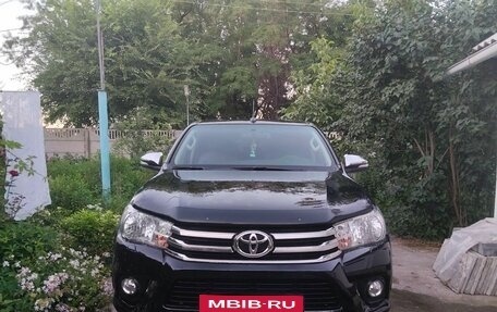 Toyota Hilux VIII, 2017 год, 3 500 000 рублей, 1 фотография
