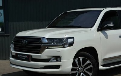 Toyota Land Cruiser 200, 2017 год, 6 449 999 рублей, 1 фотография
