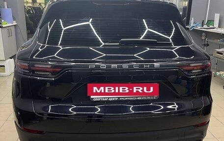 Porsche Cayenne III, 2018 год, 6 050 000 рублей, 2 фотография