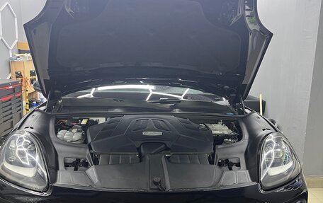 Porsche Cayenne III, 2018 год, 6 050 000 рублей, 7 фотография