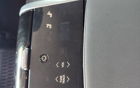 Toyota Camry, 2018 год, 2 390 000 рублей, 12 фотография