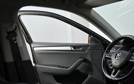 Skoda Superb III рестайлинг, 2016 год, 1 635 000 рублей, 8 фотография
