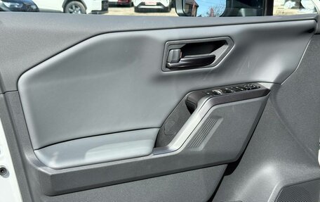 Toyota RAV4, 2026 год, 3 900 000 рублей, 27 фотография