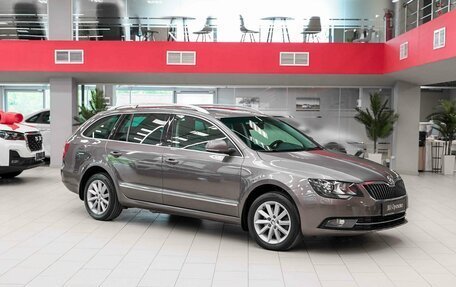 Skoda Superb III рестайлинг, 2014 год, 1 290 000 рублей, 3 фотография