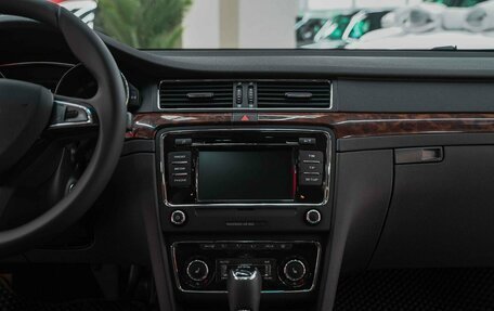 Skoda Superb III рестайлинг, 2014 год, 1 290 000 рублей, 12 фотография