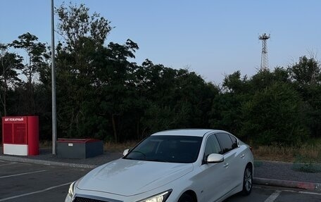 Infiniti Q50 I рестайлинг, 2014 год, 1 880 000 рублей, 2 фотография