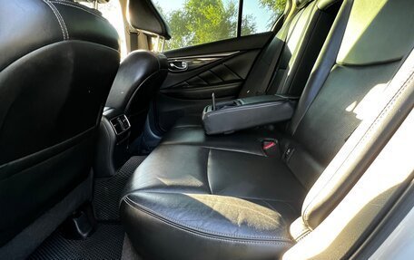 Infiniti Q50 I рестайлинг, 2014 год, 1 880 000 рублей, 17 фотография