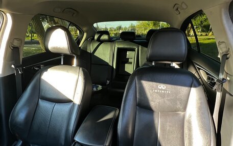Infiniti Q50 I рестайлинг, 2014 год, 1 880 000 рублей, 21 фотография