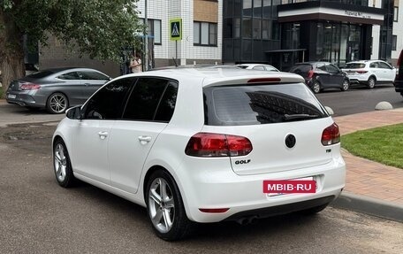 Volkswagen Golf VI, 2011 год, 895 000 рублей, 2 фотография