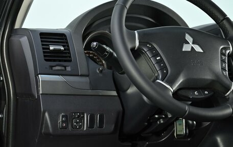 Mitsubishi Pajero IV, 2012 год, 1 715 000 рублей, 7 фотография