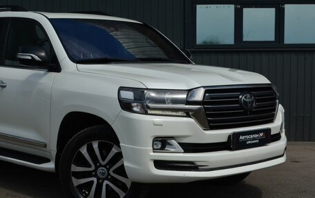 Toyota Land Cruiser 200, 2017 год, 6 449 999 рублей, 5 фотография