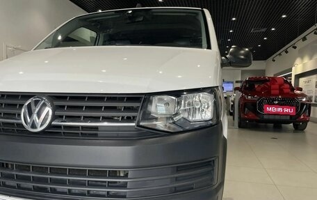 Volkswagen Caravelle T6 рестайлинг, 2019 год, 2 760 000 рублей, 9 фотография