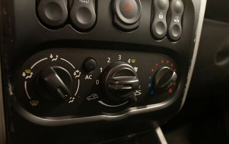 Nissan Almera, 2015 год, 970 000 рублей, 26 фотография