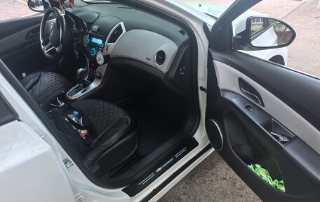 Chevrolet Cruze II, 2013 год, 800 000 рублей, 7 фотография