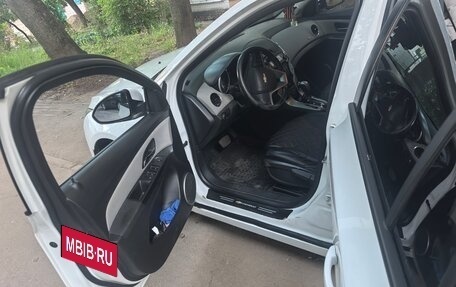 Chevrolet Cruze II, 2013 год, 800 000 рублей, 14 фотография