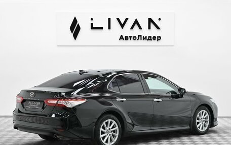 Toyota Camry, 2018 год, 2 065 000 рублей, 4 фотография