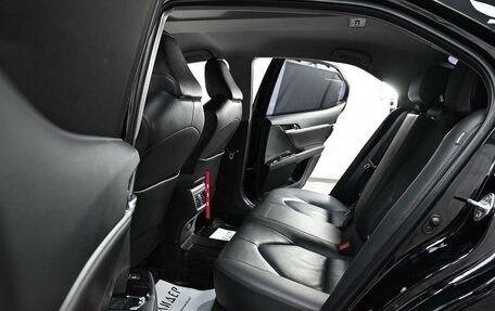 Toyota Camry, 2018 год, 2 065 000 рублей, 18 фотография