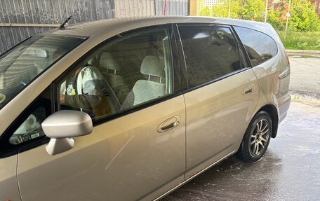 Honda Stream I рестайлинг, 2002 год, 380 000 рублей, 3 фотография