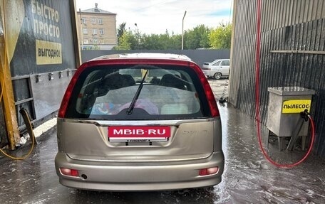 Honda Stream I рестайлинг, 2002 год, 380 000 рублей, 8 фотография