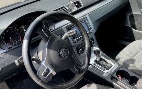 Volkswagen Passat B7, 2011 год, 900 000 рублей, 4 фотография